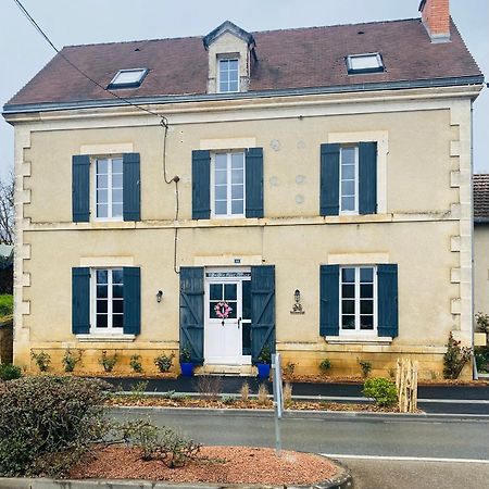 Ancien Relais De Poste The Old Post Office Bed & Breakfast Saint-Martial-d'Albarede Exterior photo