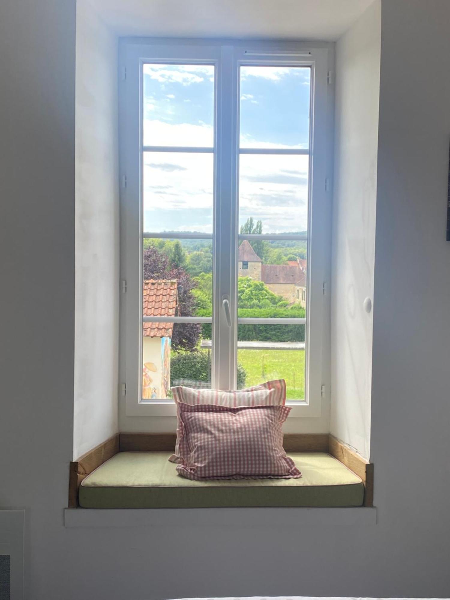 Ancien Relais De Poste The Old Post Office Bed & Breakfast Saint-Martial-d'Albarede Exterior photo